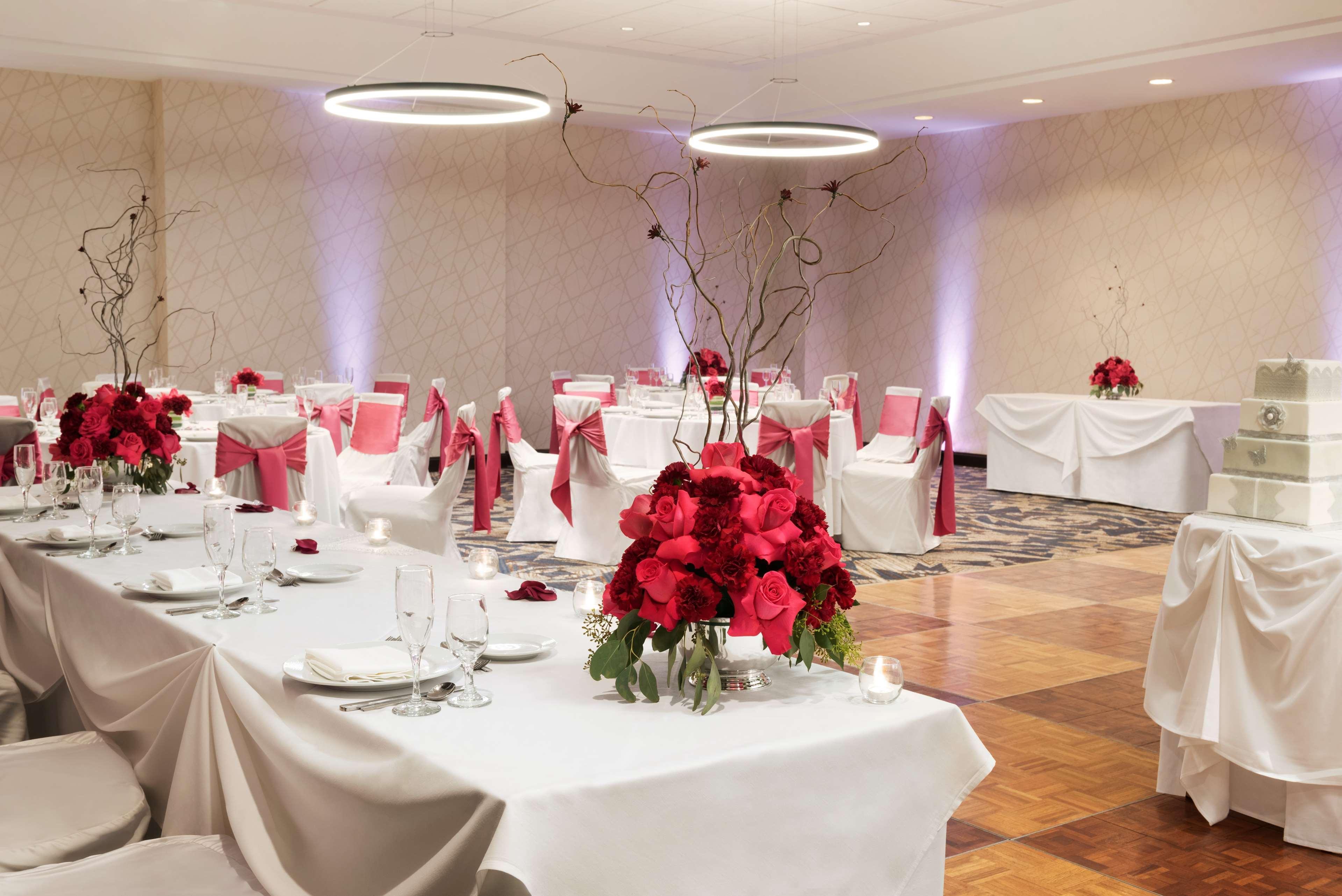 Hotel Embassy By Hilton Chicago 3*