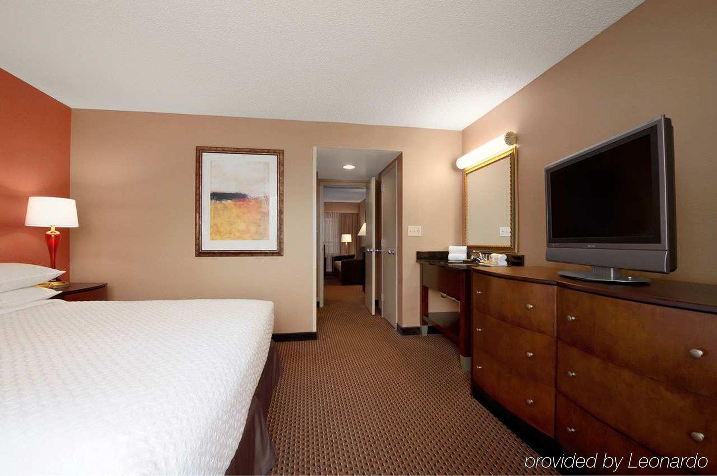 Embassy By Hilton Chicago Hotel