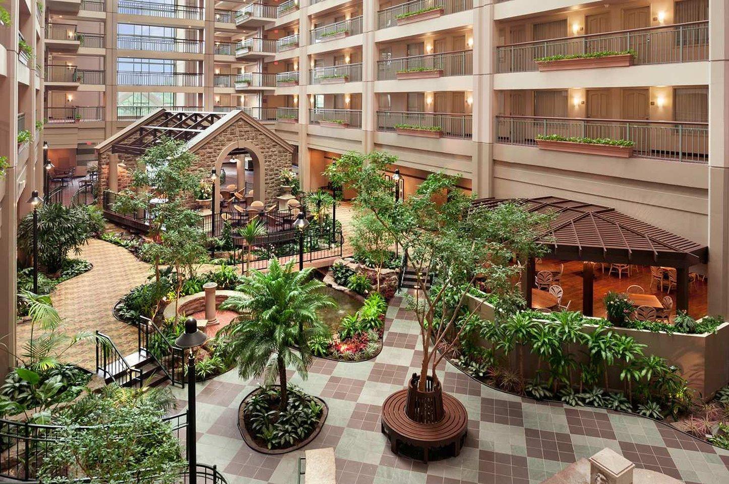 Embassy By Hilton Chicago Hotel