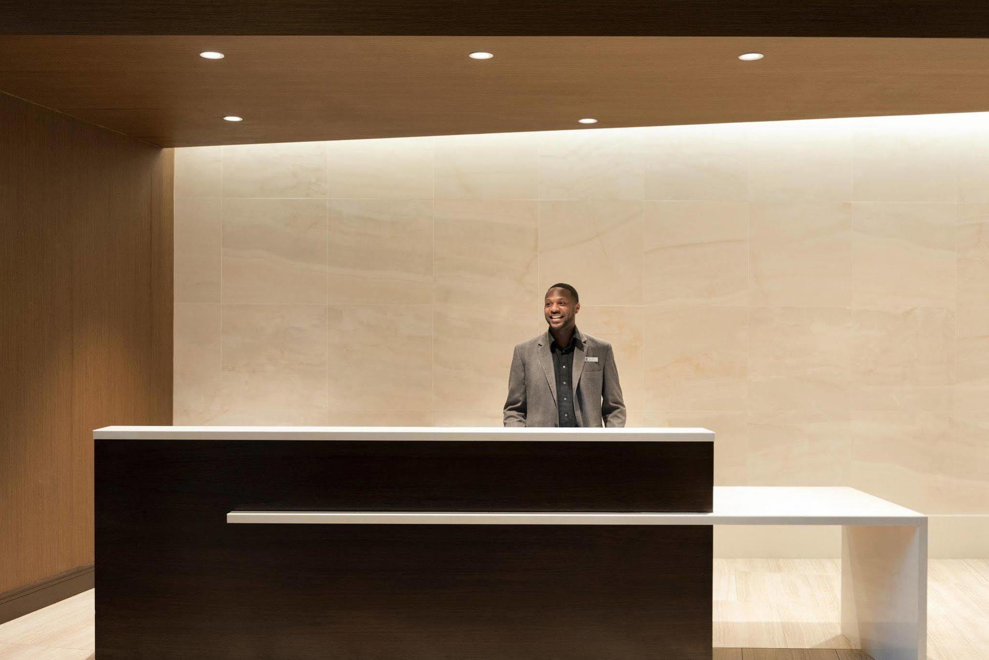 Embassy By Hilton Chicago 3* Lombard